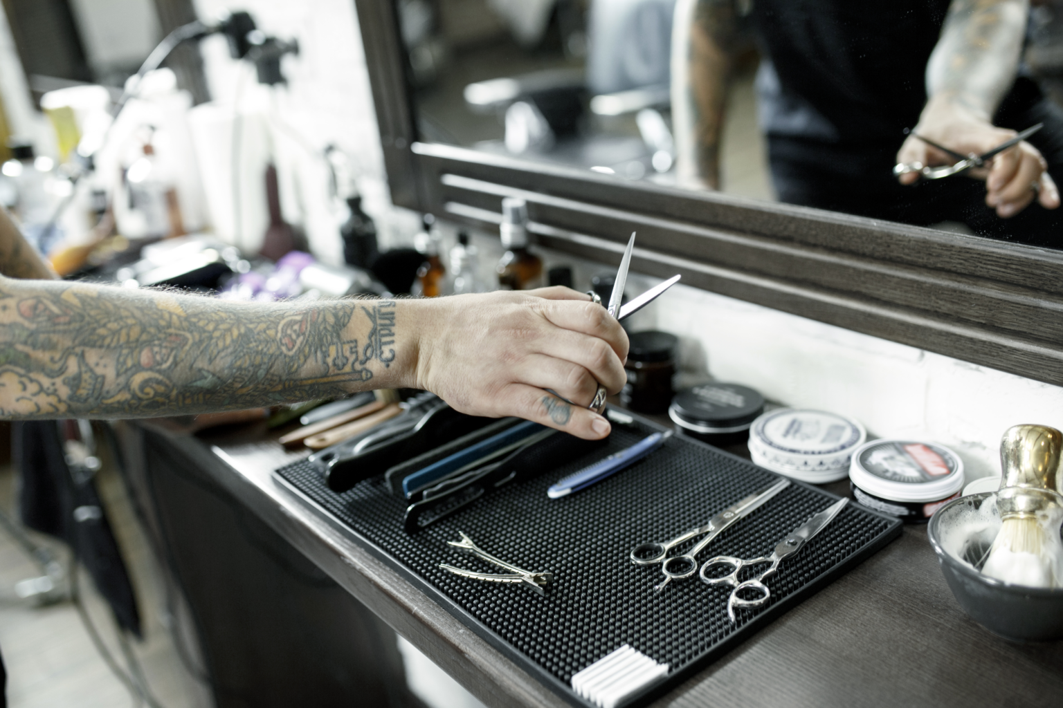 male-hands-tools-cutting-beard-barbershop-vintage-tools-barber-shop-hand-master-have-tattoo-with-word-shave